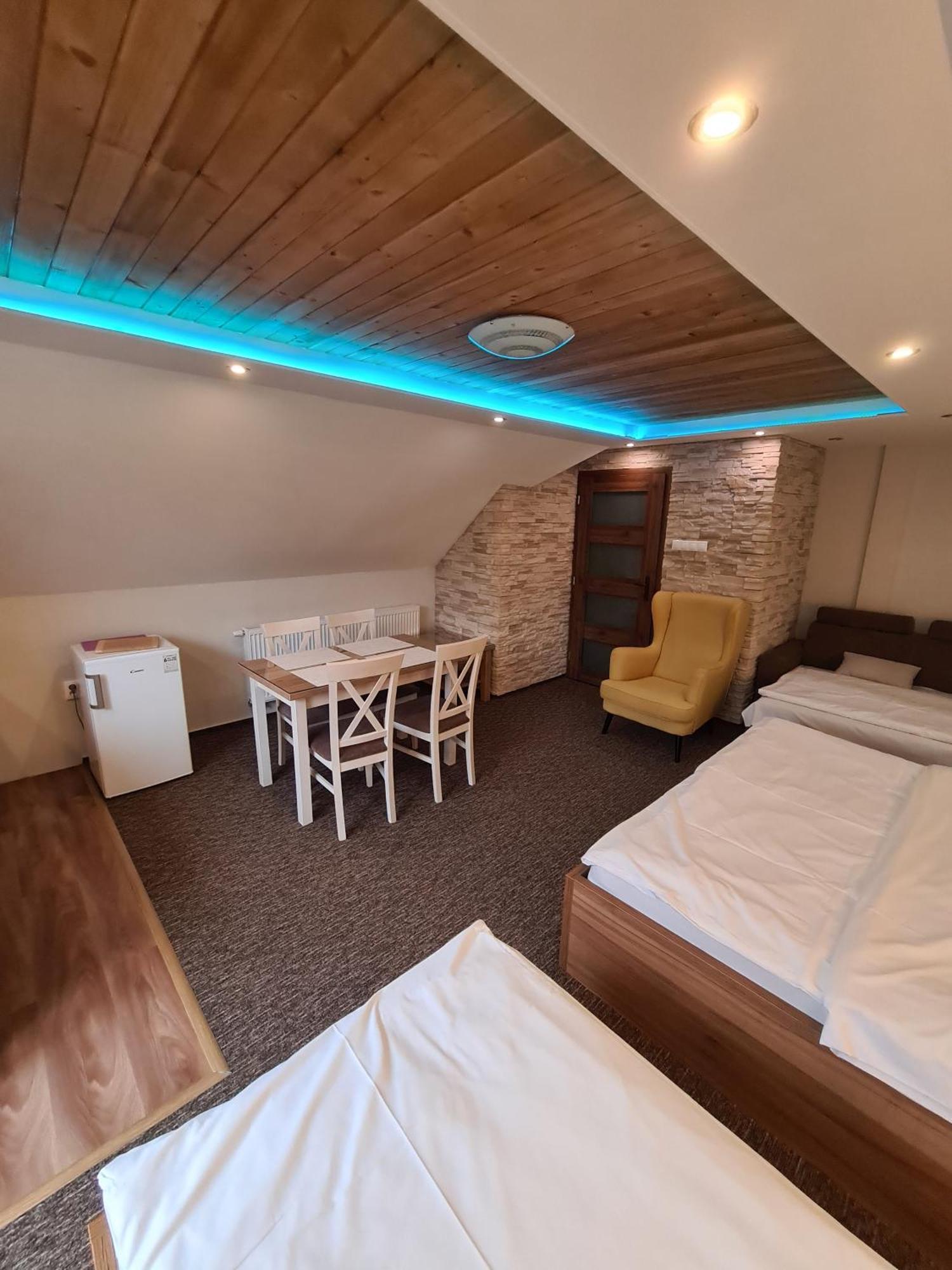 Penzión-Villa Ďurčík Vel'ka Lomnica Quarto foto